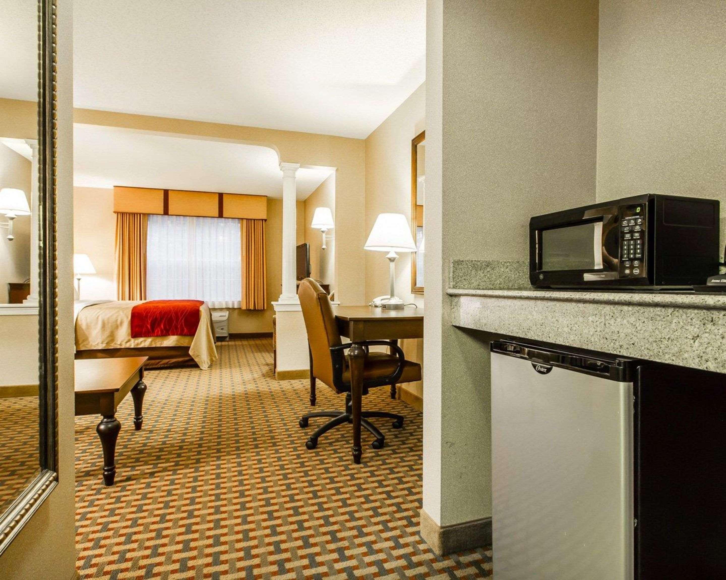 Comfort Inn & Suites Scarborough-Portland Exteriör bild